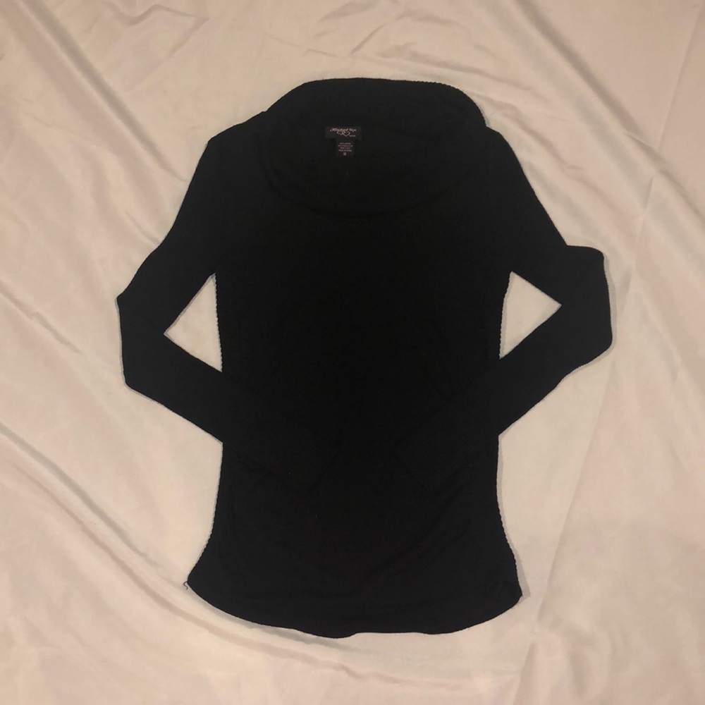 Black scoop turtle neck sweater